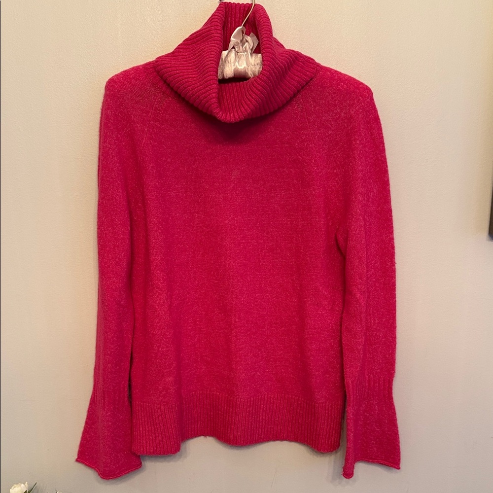 Elegant Fuchsia Turtleneck Loft Sweater